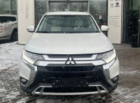 Mitsubishi Outlander III Рестайлинг 3, 2019 2.0 146 л.с. 4WD